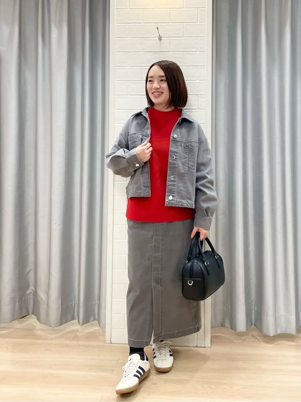 ANY SIS 丸岡 コーディネート画像