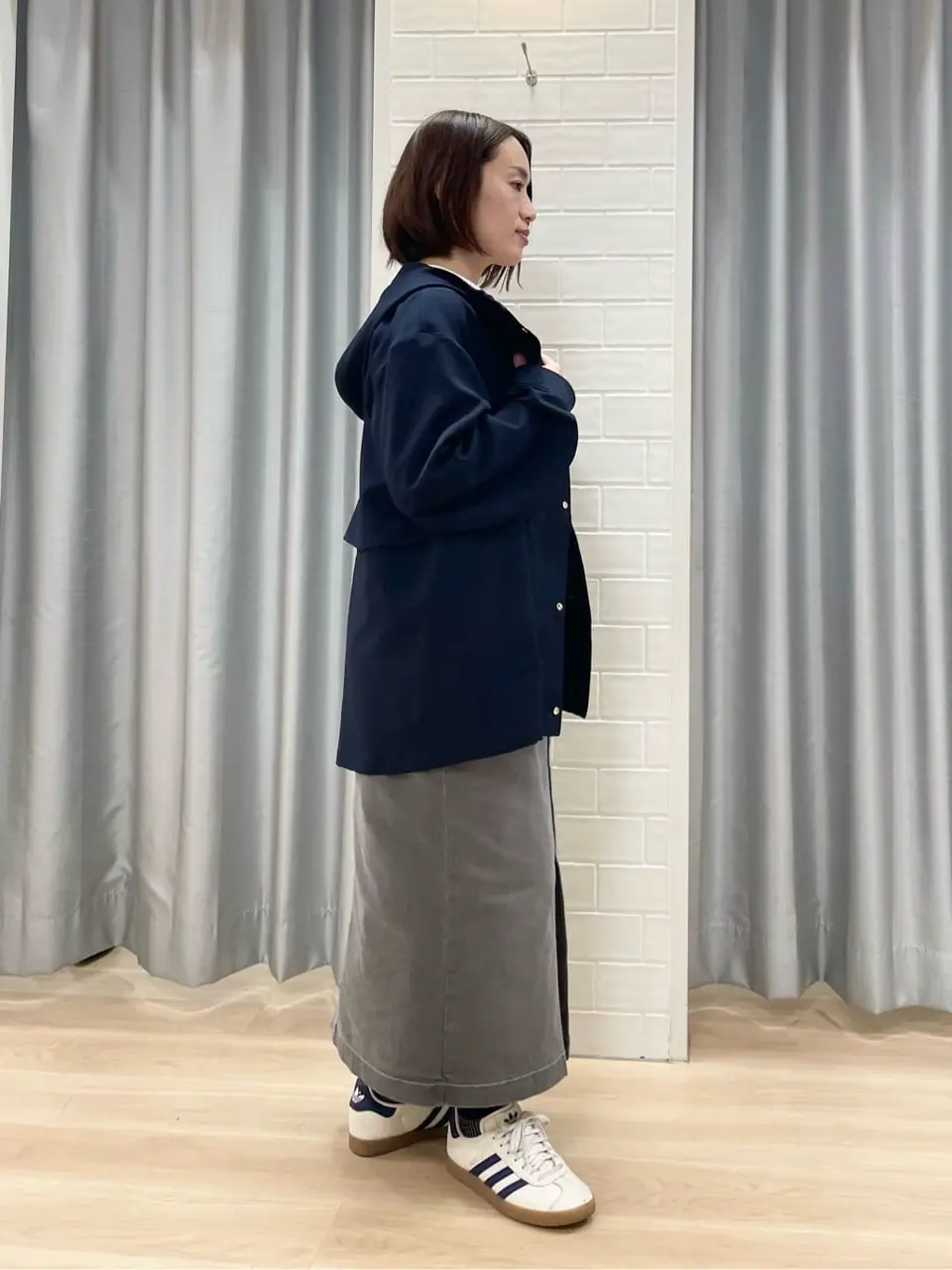 ANY SIS 丸岡 コーディネート画像