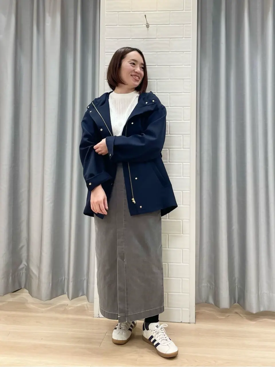 ANY SIS 丸岡 コーディネート画像