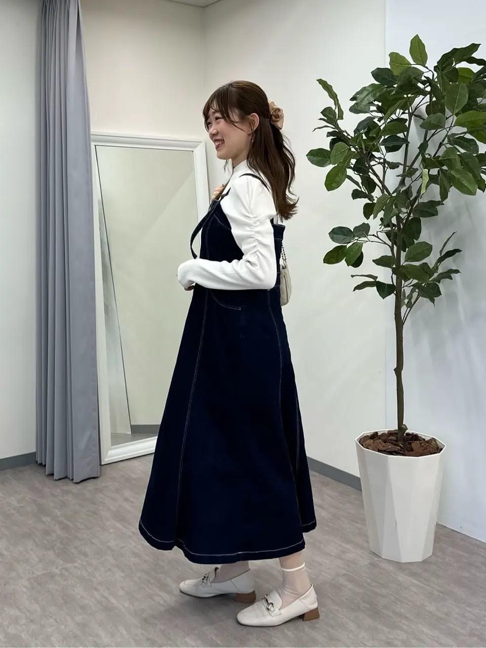 ANY SIS みぃ コーディネート画像