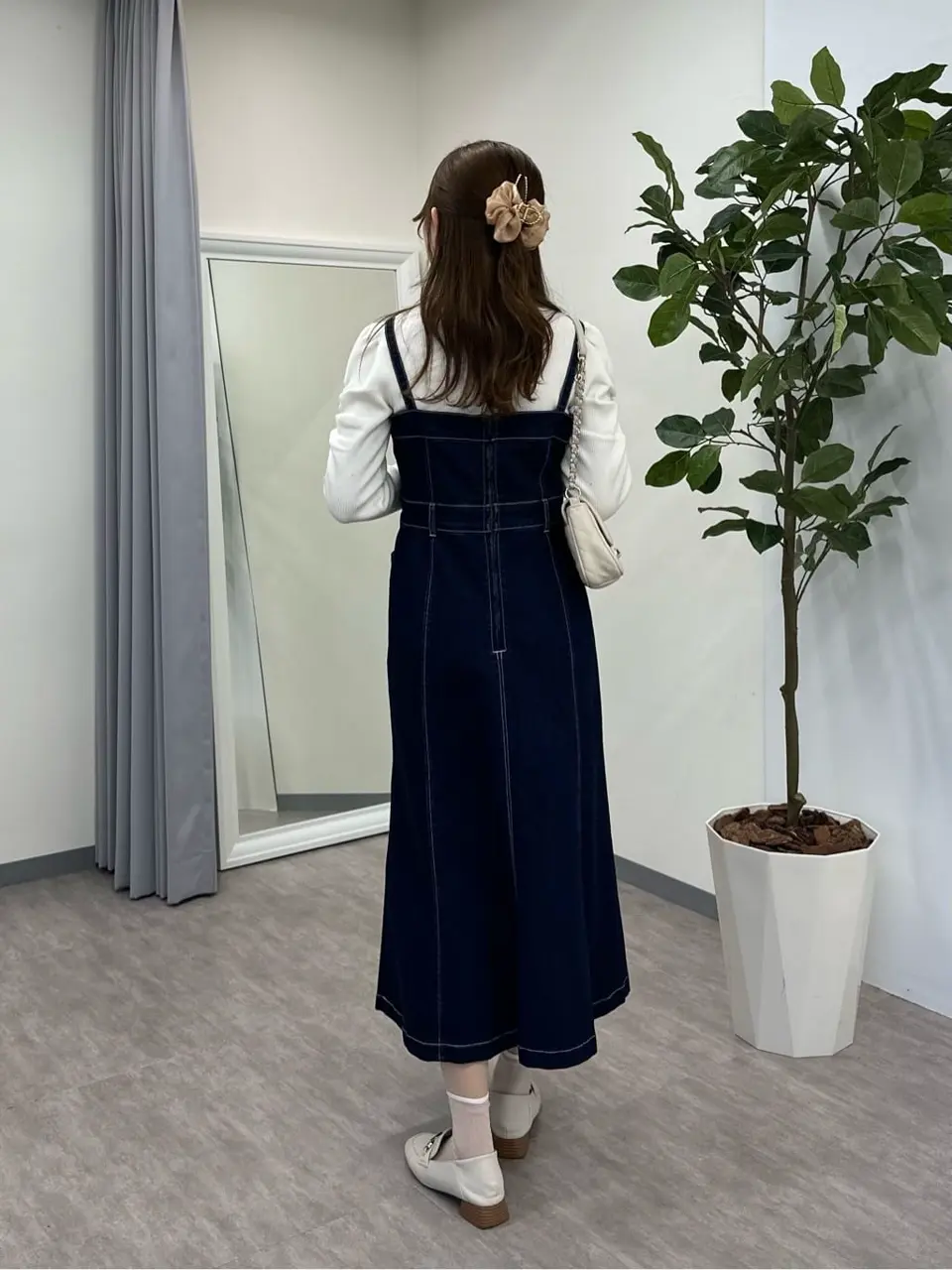 ANY SIS みぃ コーディネート画像