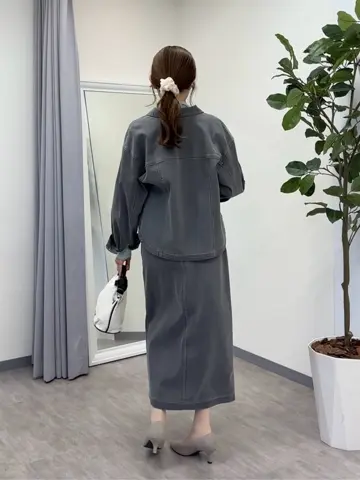 ANY SIS みぃ コーディネート画像