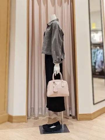 ANY SIS 岩田 コーディネート画像