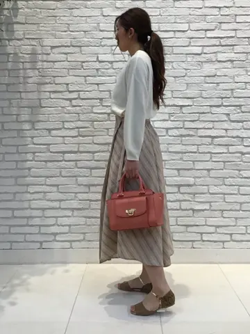 ANY SIS 東海林 コーディネート画像