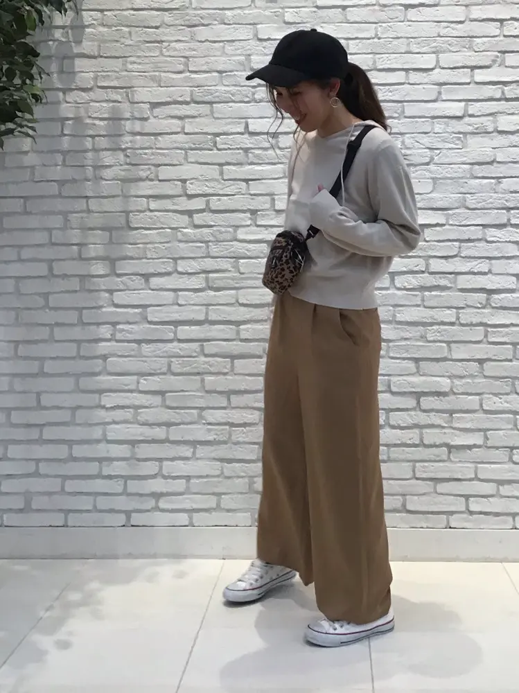 ANY SIS 東海林 コーディネート画像