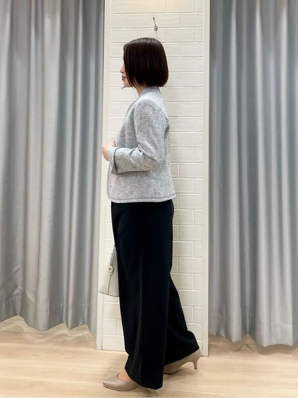 ANY SIS 丸岡 コーディネート画像