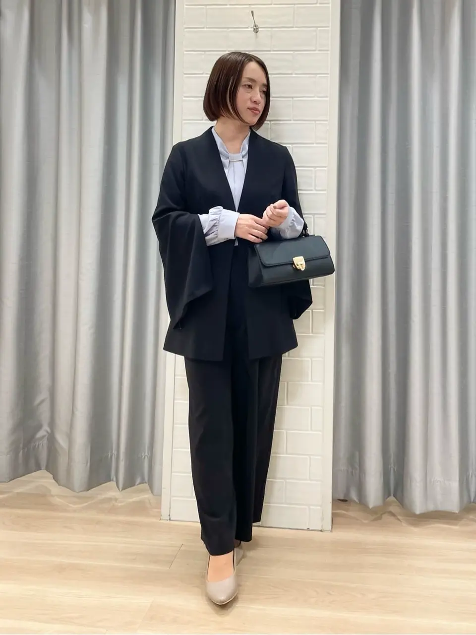 ANY SIS 丸岡 コーディネート画像