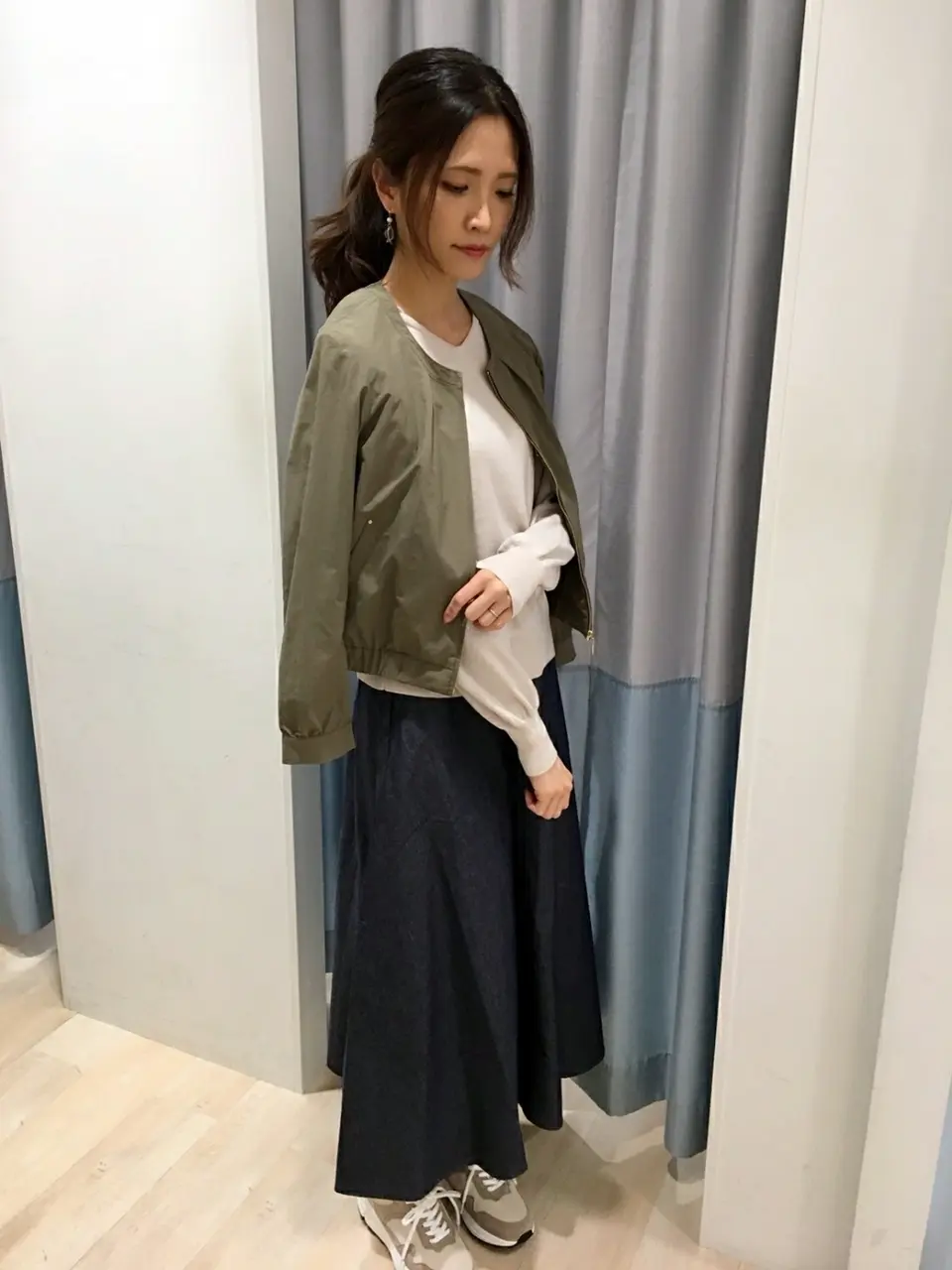 ANY SIS スタッフ コーディネート画像