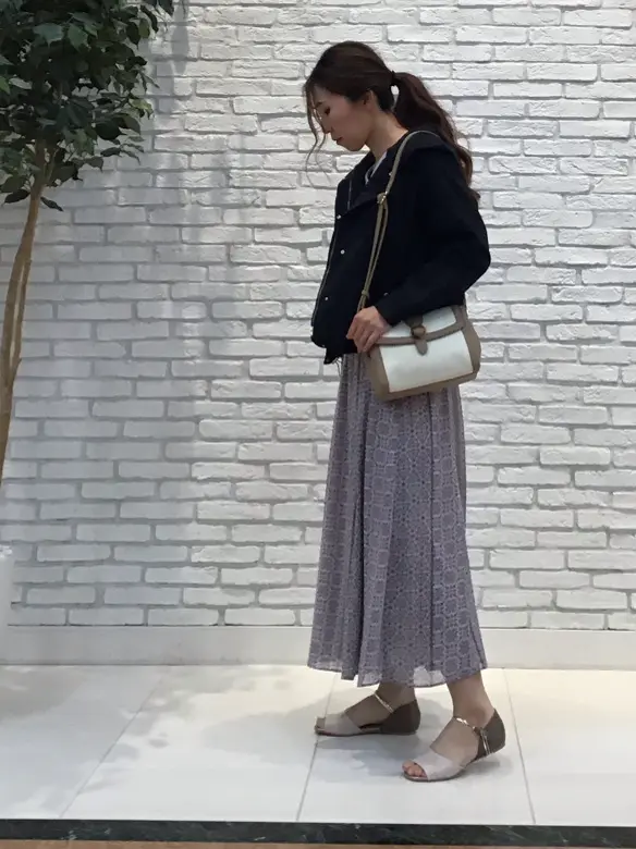 ANY SIS 東海林 コーディネート画像