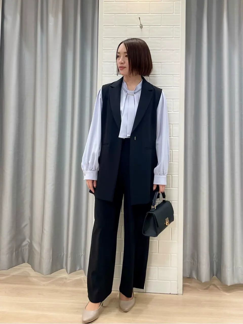 ANY SIS 丸岡 コーディネート画像