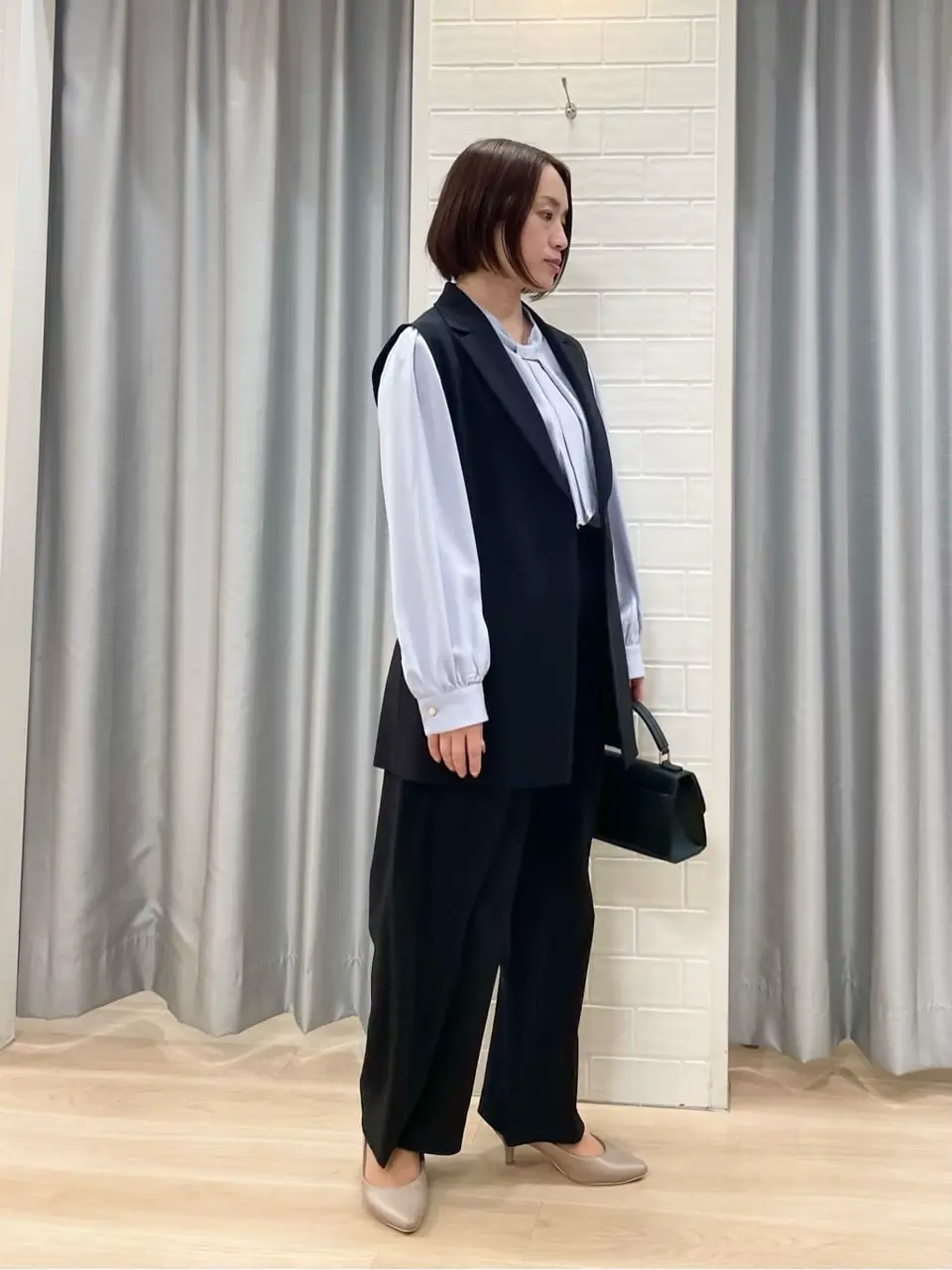 ANY SIS 丸岡 コーディネート画像