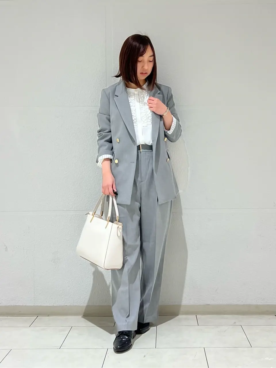 ANY SIS 村上 コーディネート画像