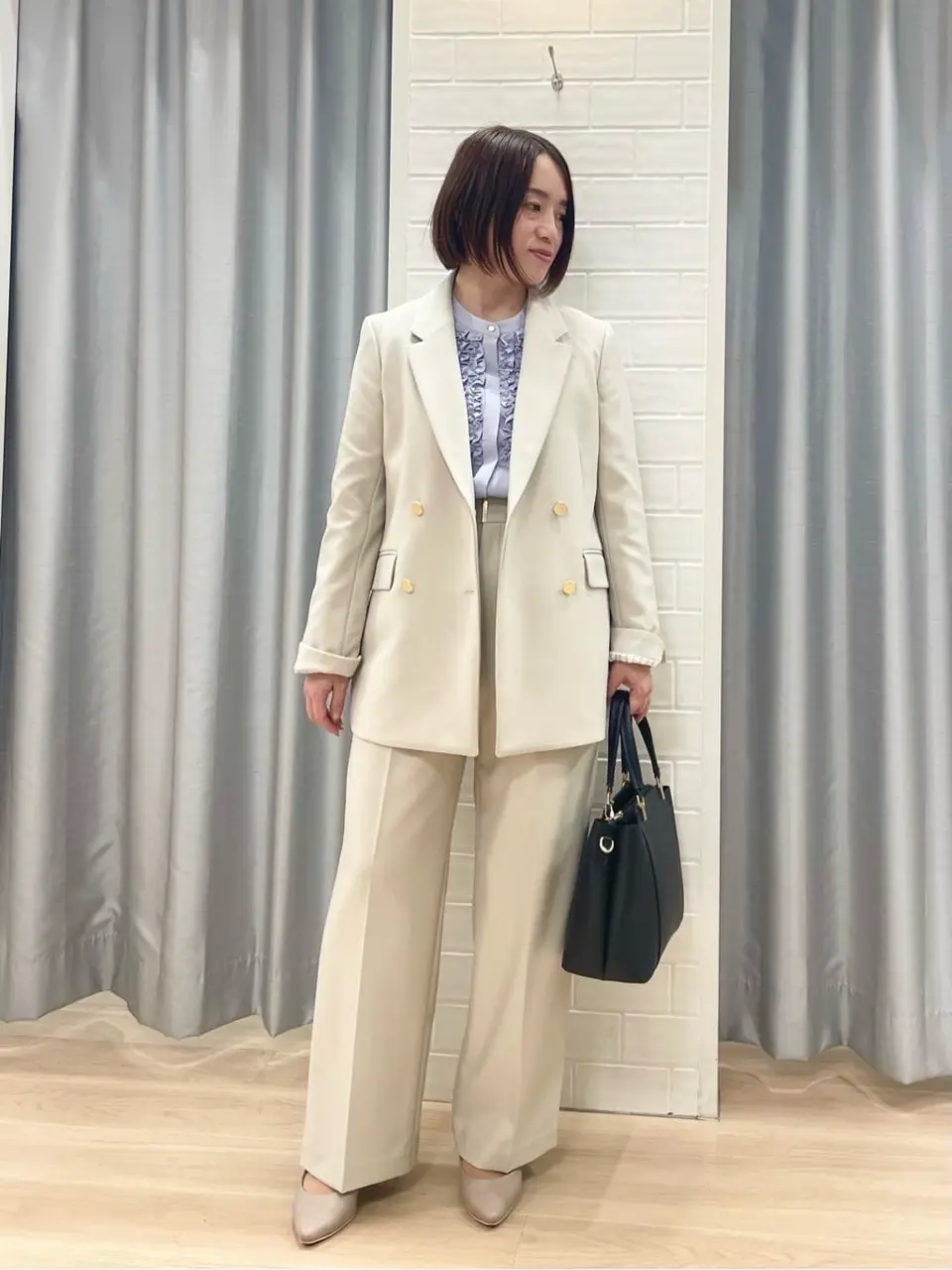 ANY SIS 丸岡 コーディネート画像