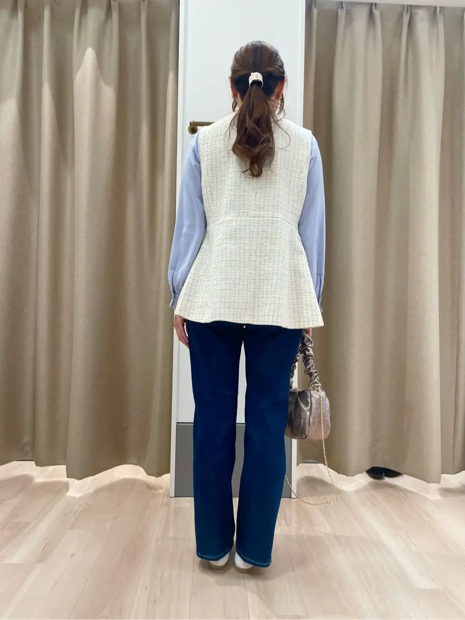 ANY SIS 笠羽 コーディネート画像