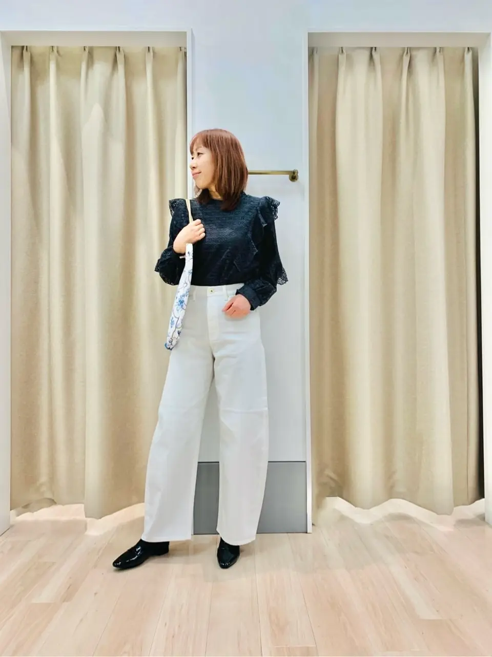 ANY SIS スタッフ コーディネート画像