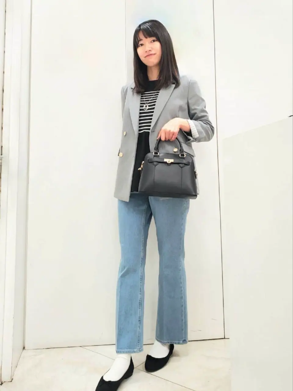 ANY SIS スタッフ コーディネート画像