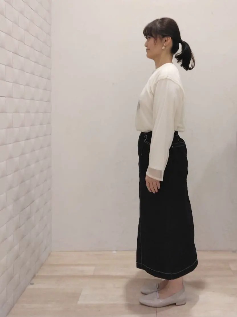 ANY SIS 西出 コーディネート画像