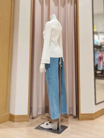 ANY SIS 岩田 コーディネート画像