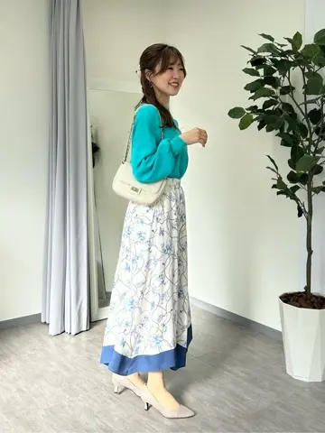 ANY SIS みぃ コーディネート画像