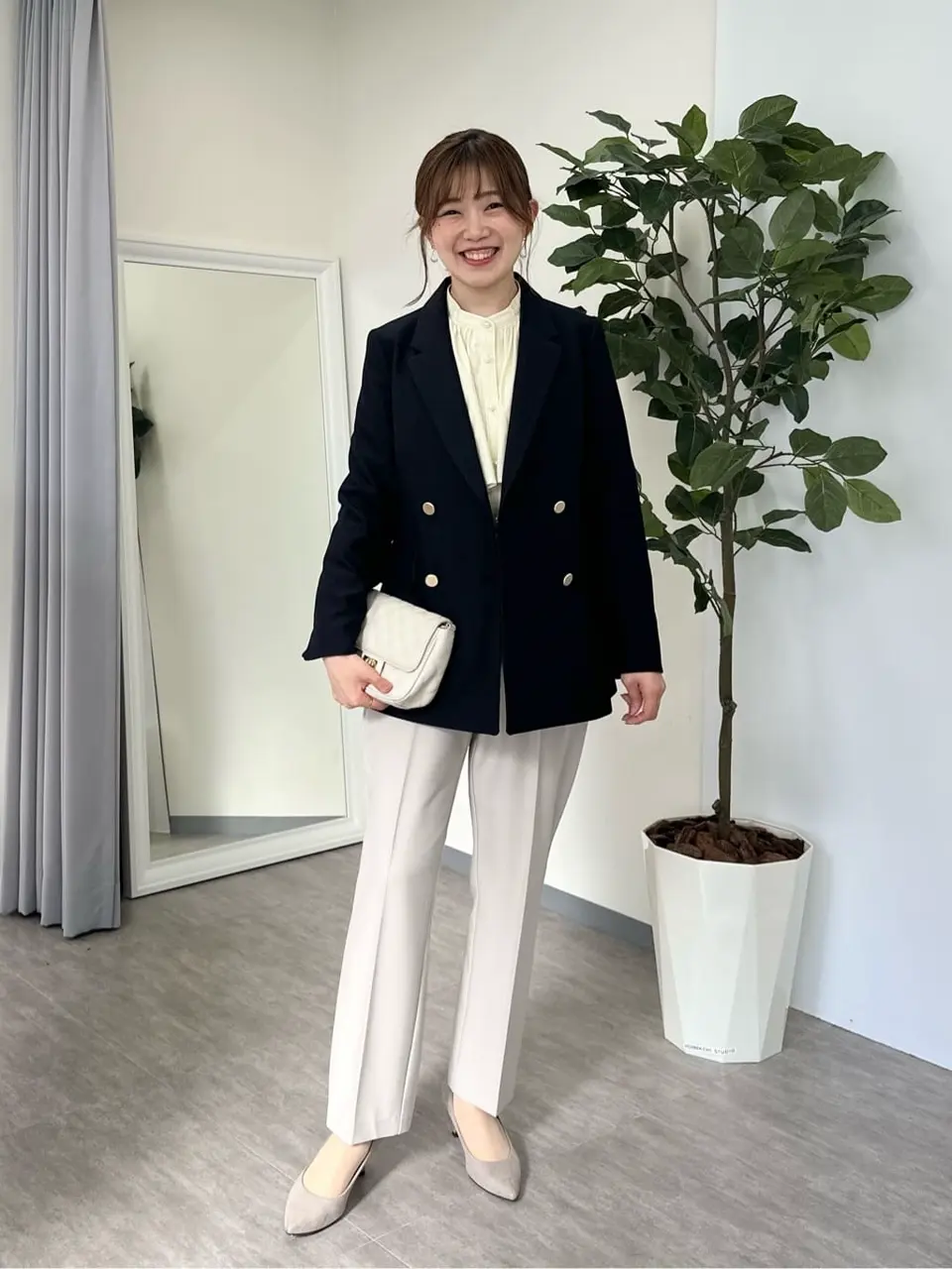 ANY SIS みぃ コーディネート画像