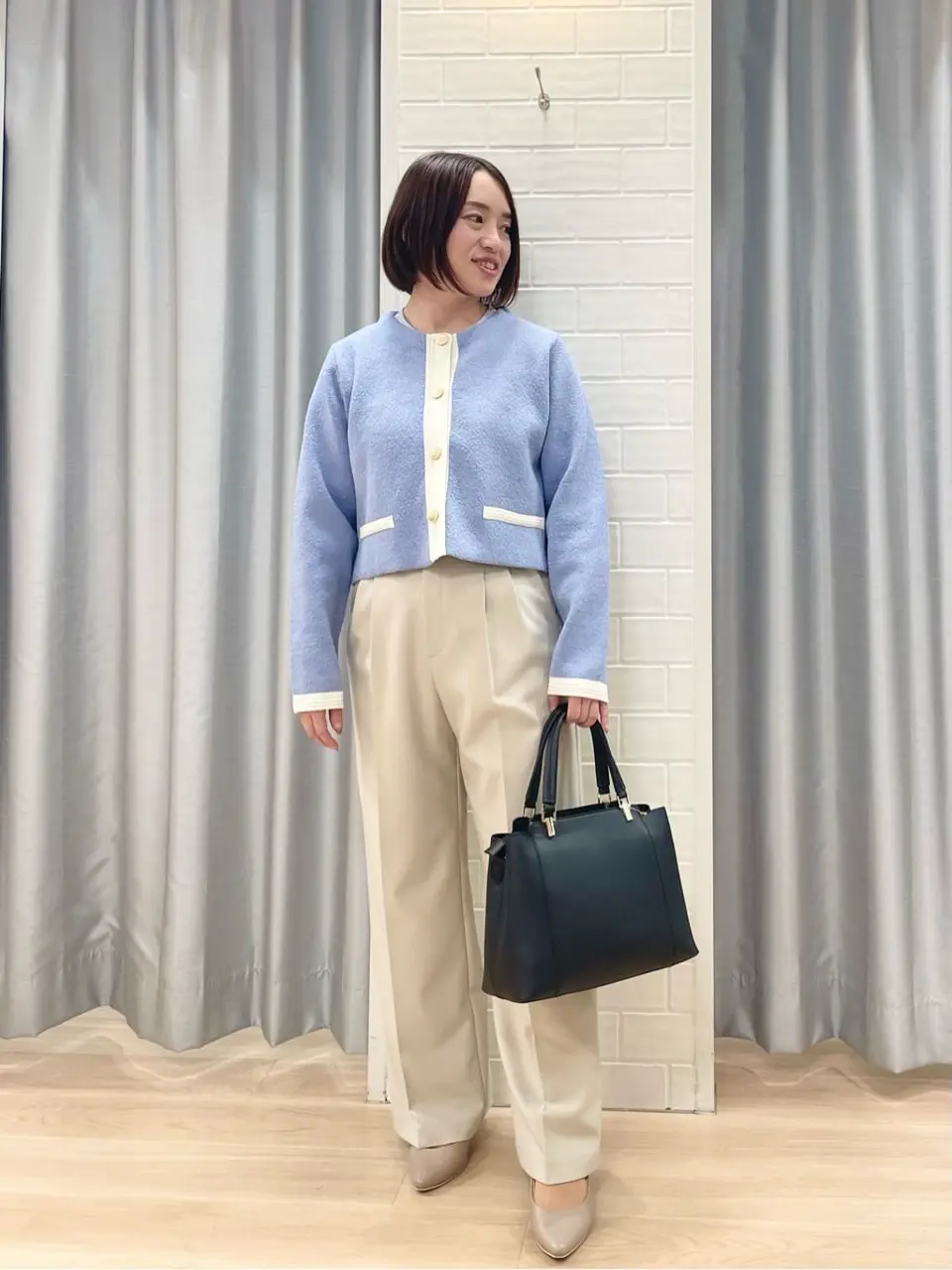 ANY SIS 丸岡 コーディネート画像