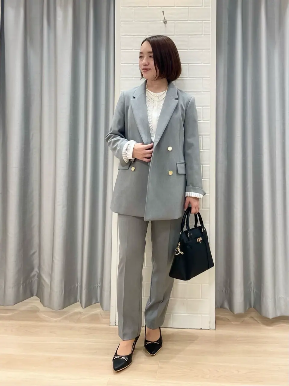 ANY SIS 丸岡 コーディネート画像