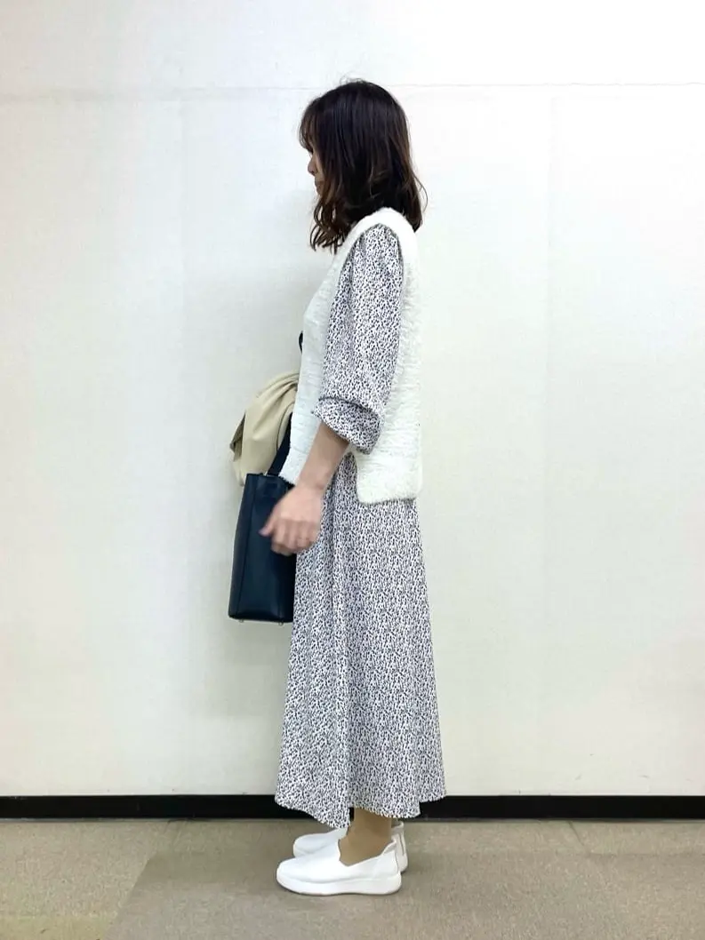 ANY SIS 小山 コーディネート画像