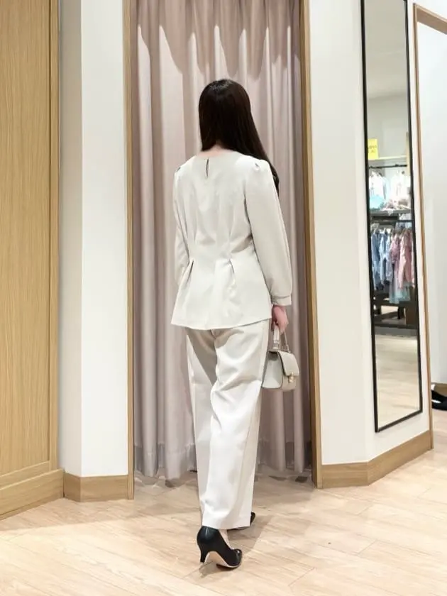 ANY SIS 濱口 コーディネート画像