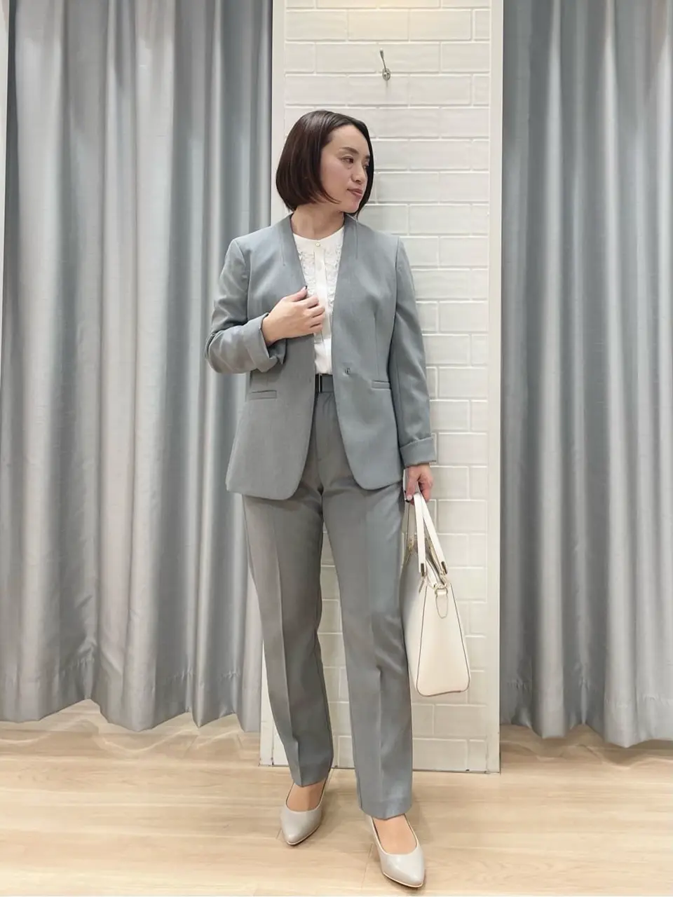 ANY SIS 丸岡 コーディネート画像