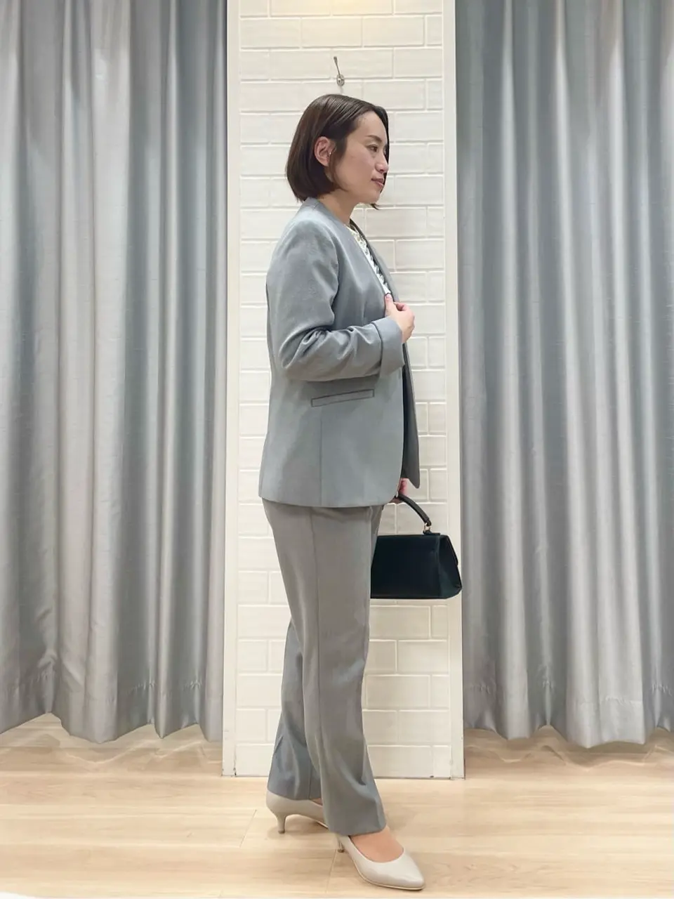 ANY SIS 丸岡 コーディネート画像