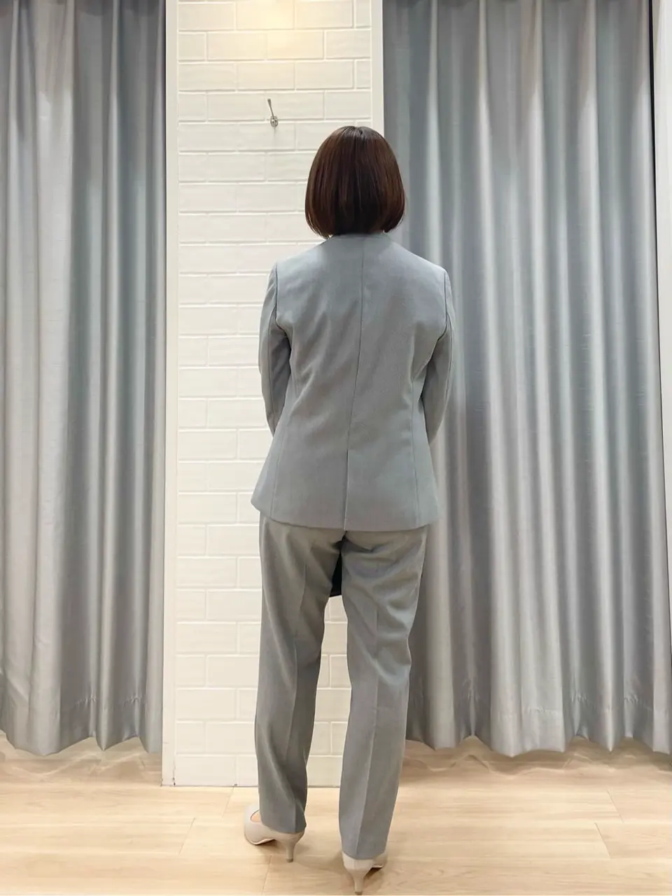 ANY SIS 丸岡 コーディネート画像