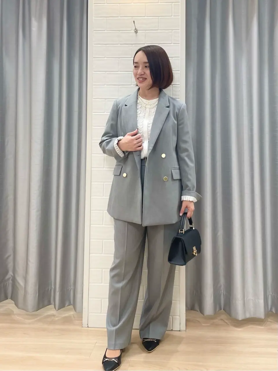 ANY SIS 丸岡 コーディネート画像