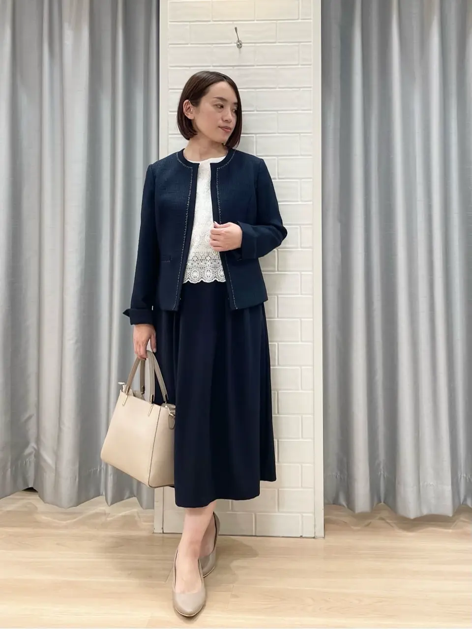 ANY SIS 丸岡 コーディネート画像