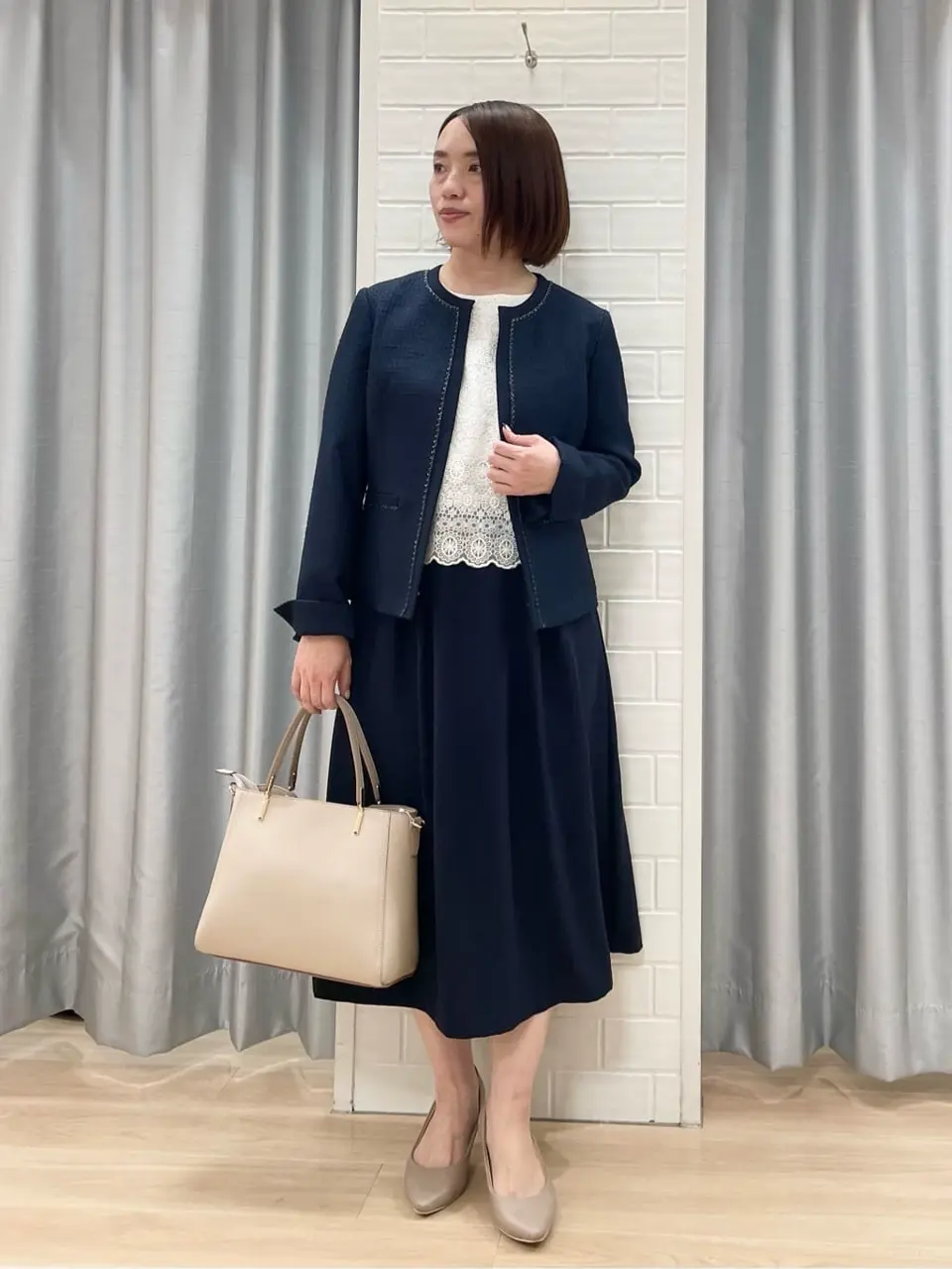 ANY SIS 丸岡 コーディネート画像