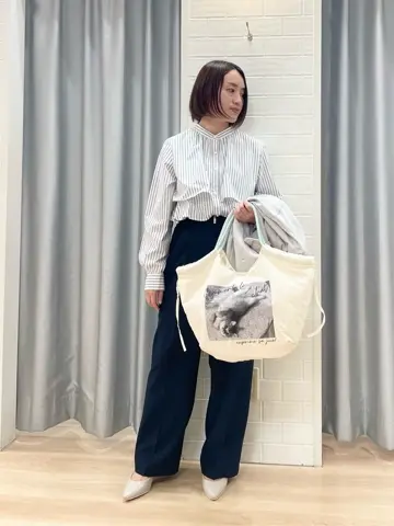 ANY SIS 丸岡 コーディネート画像