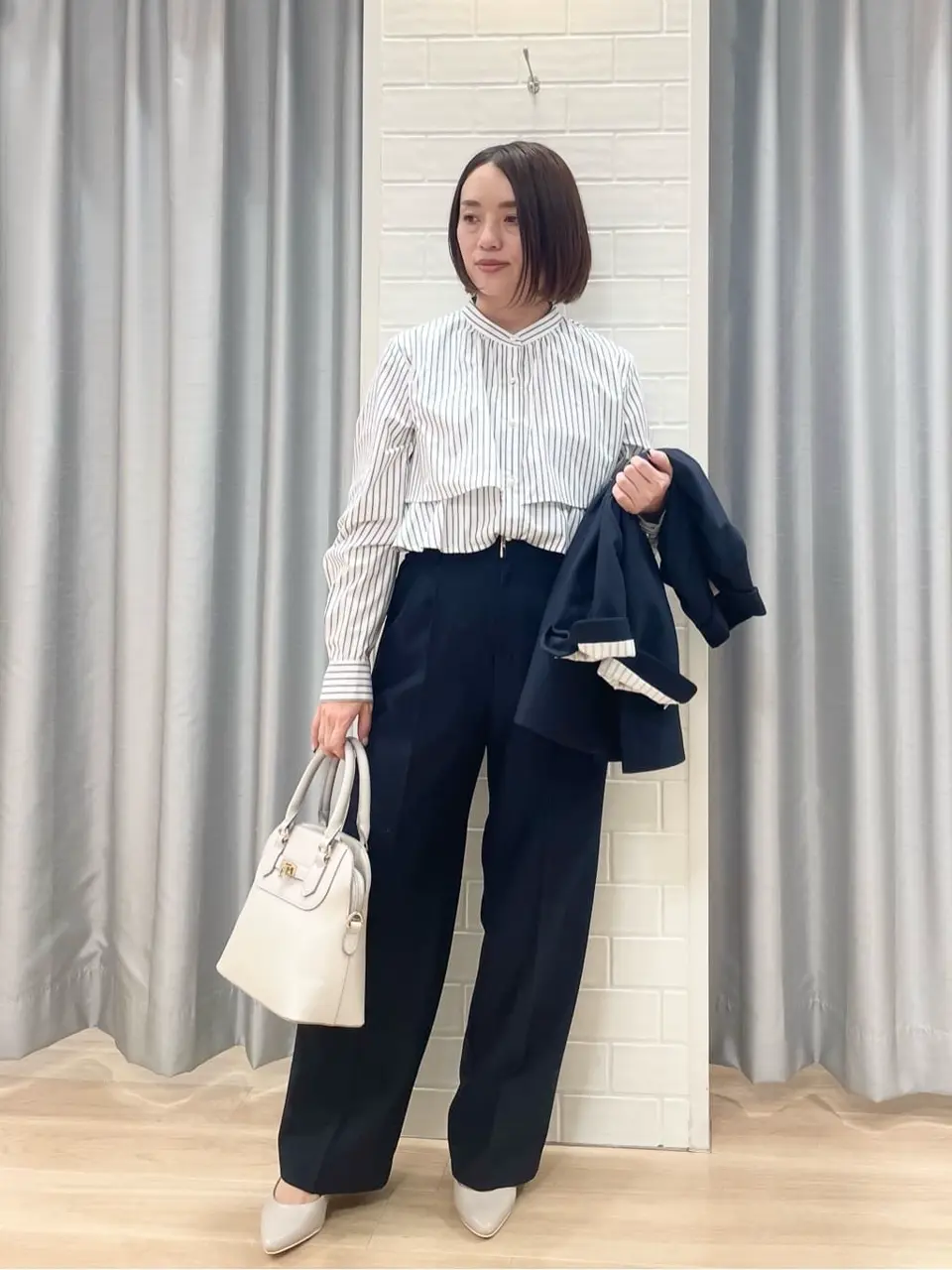 ANY SIS 丸岡 コーディネート画像