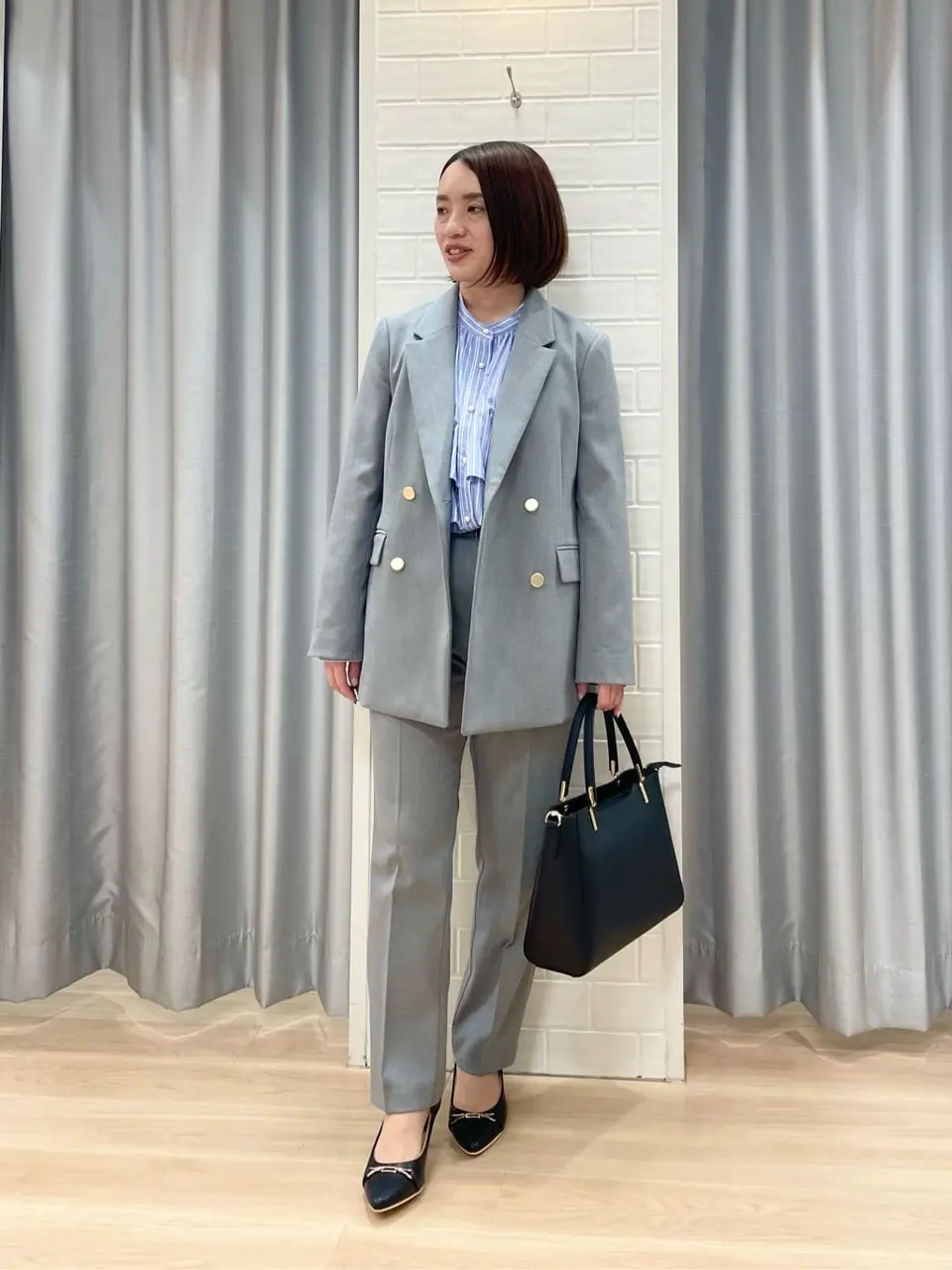 ANY SIS 丸岡 コーディネート画像