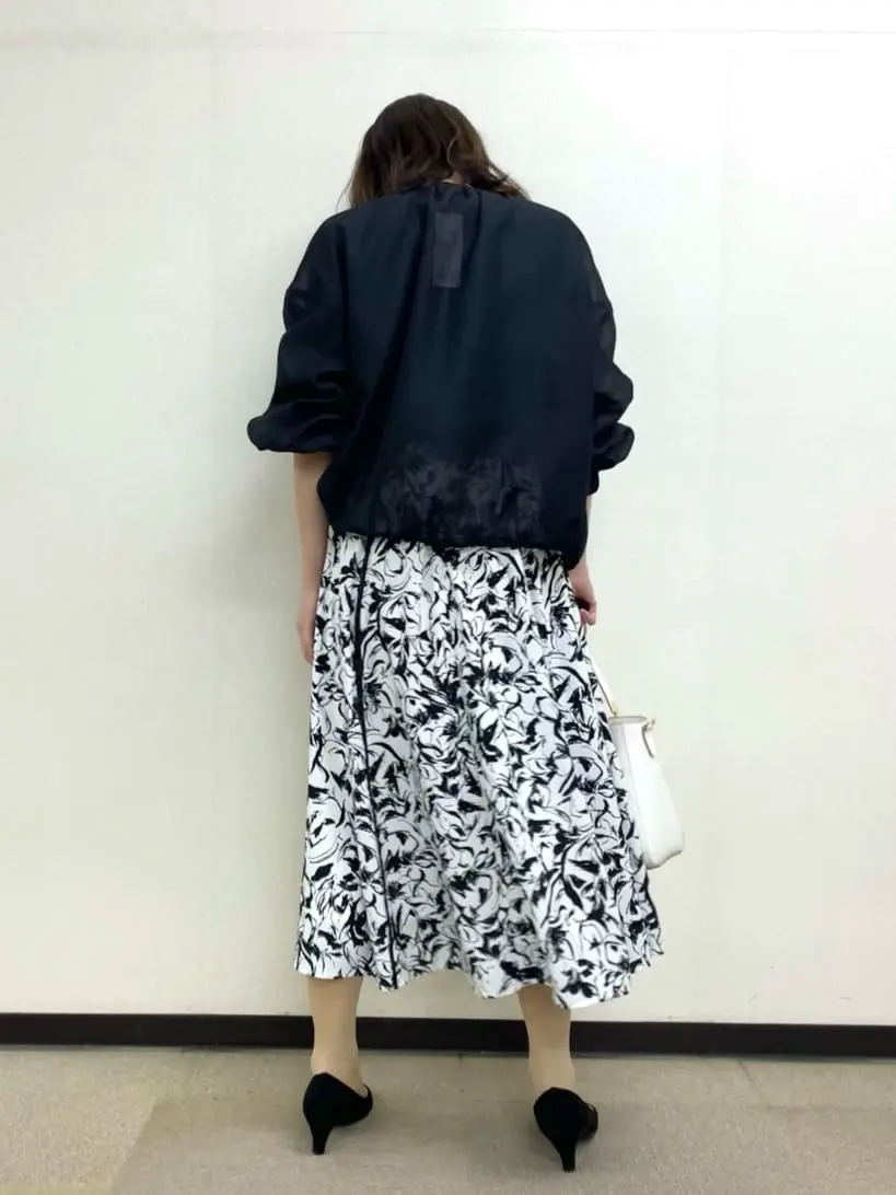 ANY SIS 小山 コーディネート画像