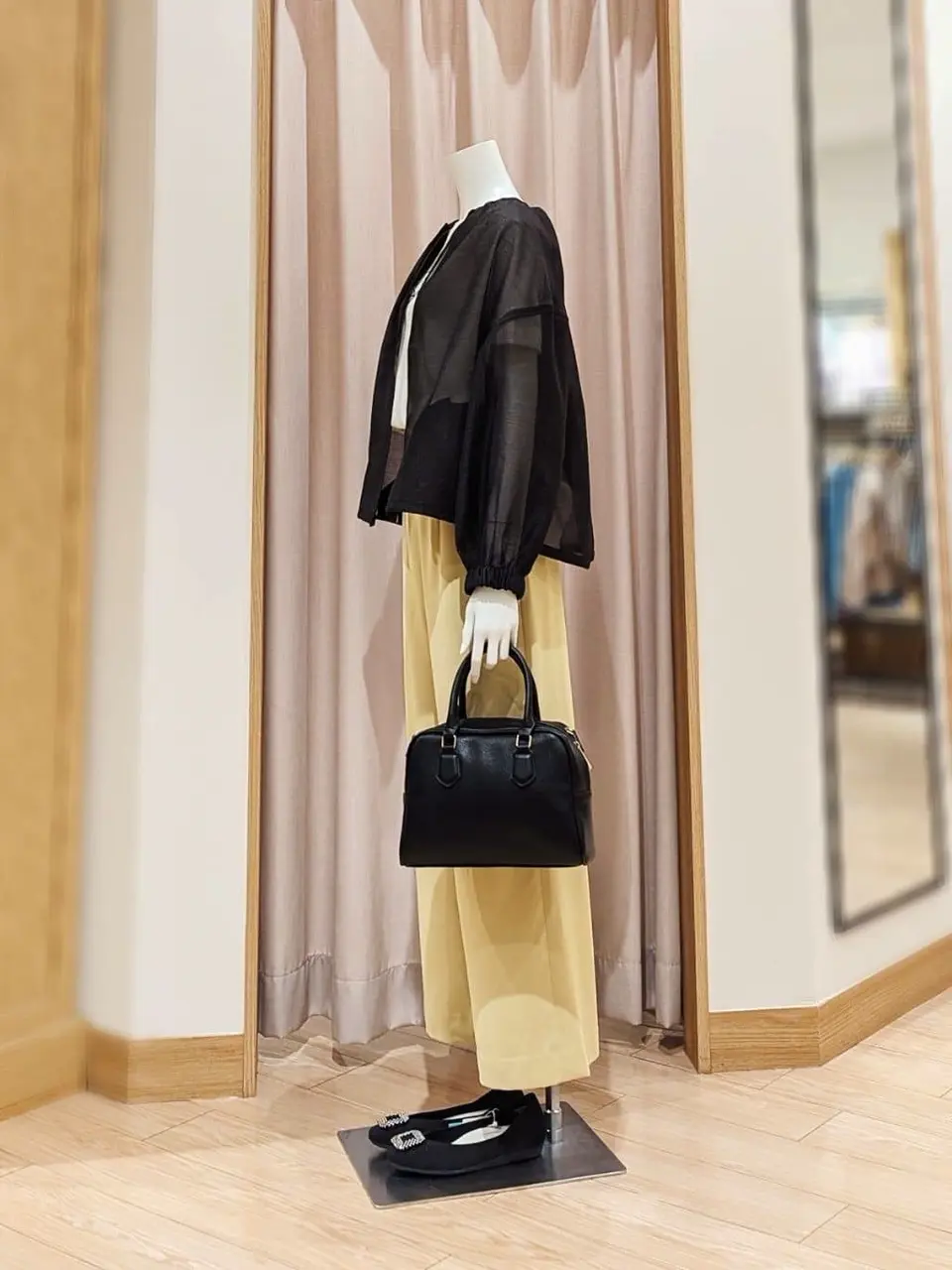 ANY SIS 岩田 コーディネート画像