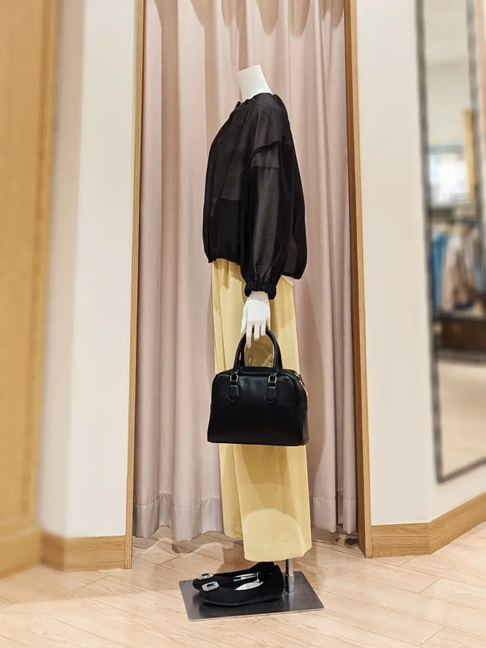 ANY SIS 岩田 コーディネート画像