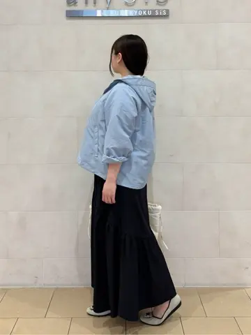 ANY SIS スタッフ コーディネート画像