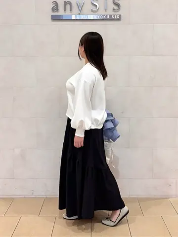 ANY SIS スタッフ コーディネート画像