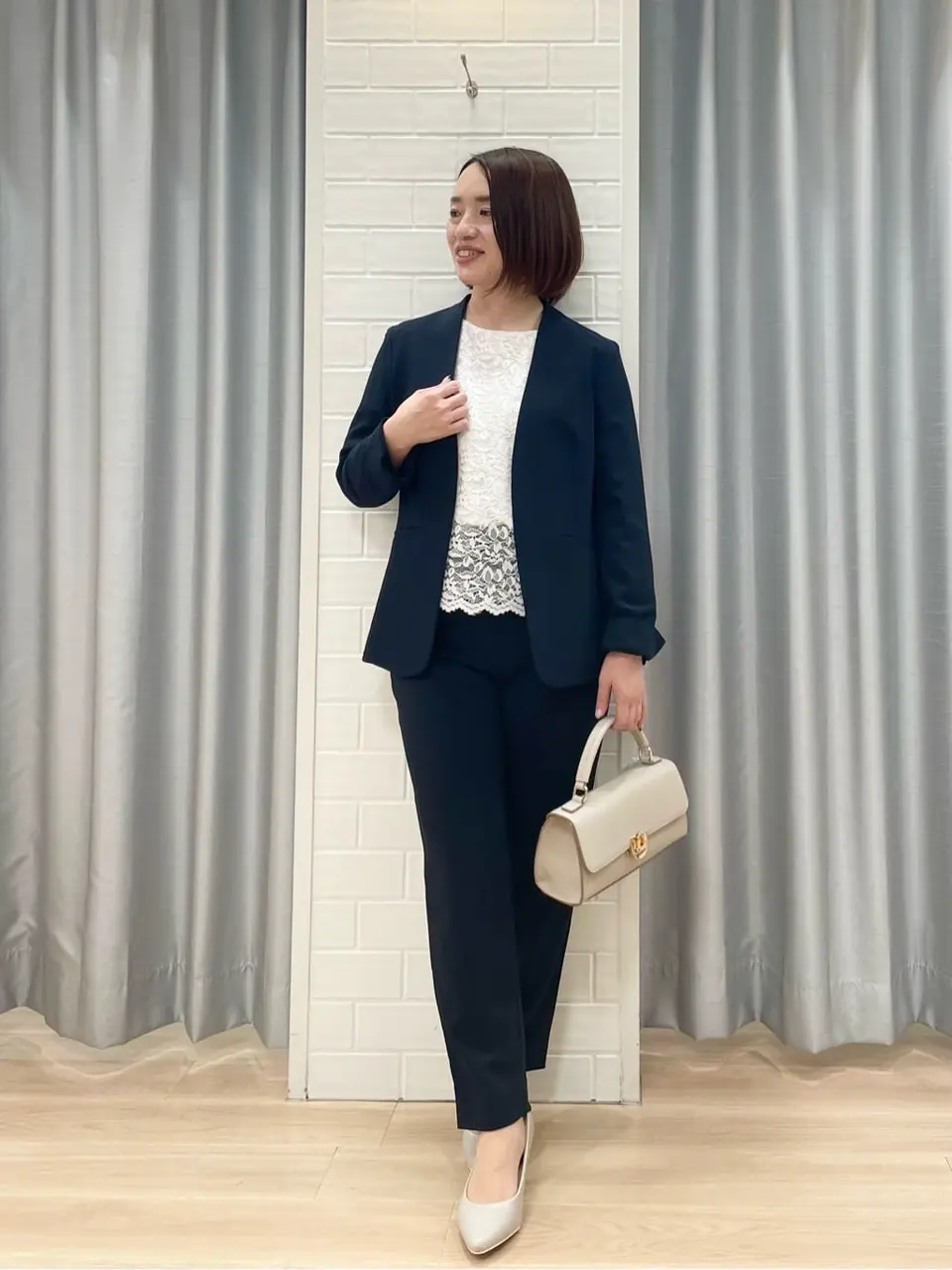 ANY SIS 丸岡 コーディネート画像