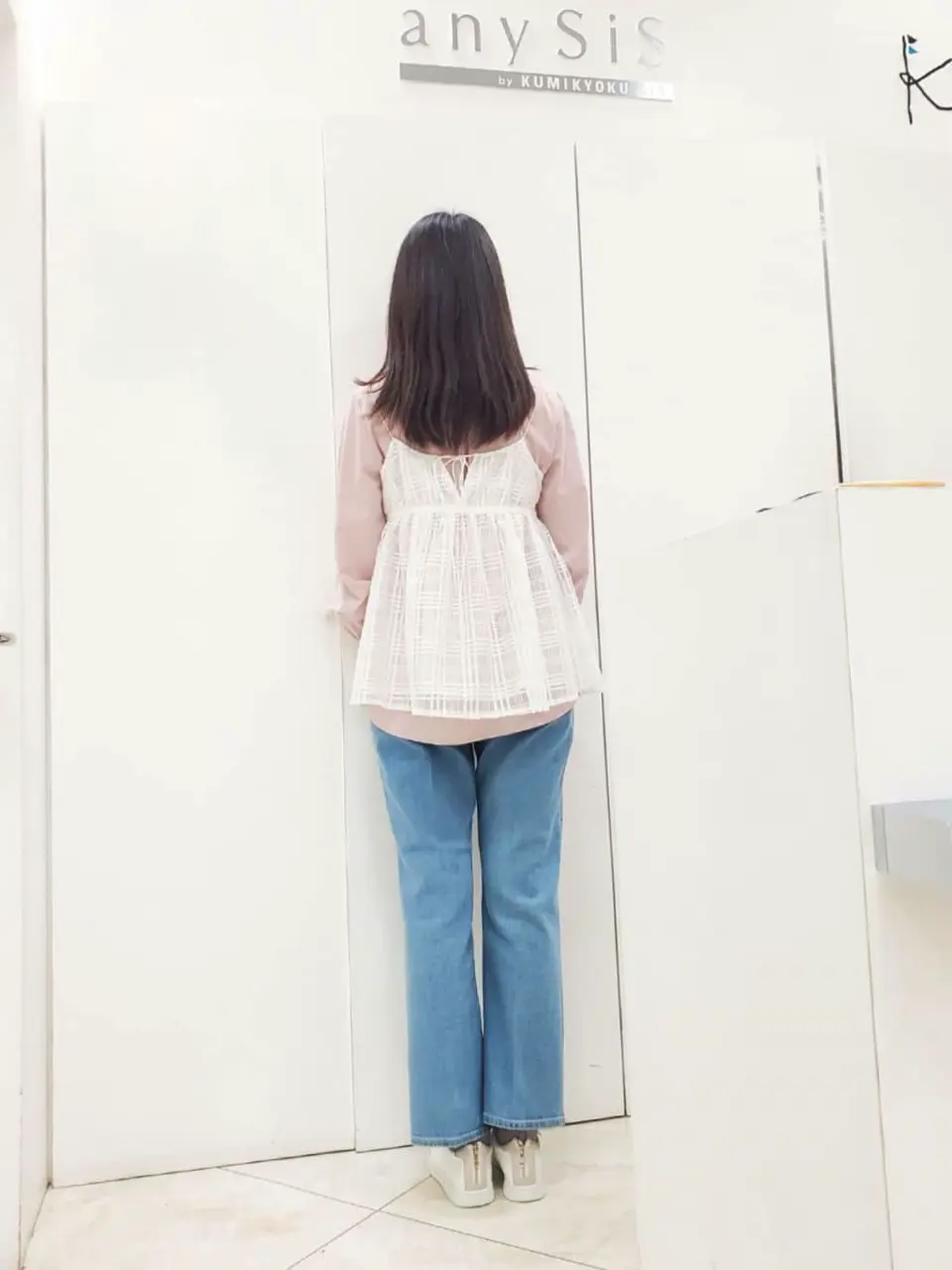 ANY SIS スタッフ コーディネート画像