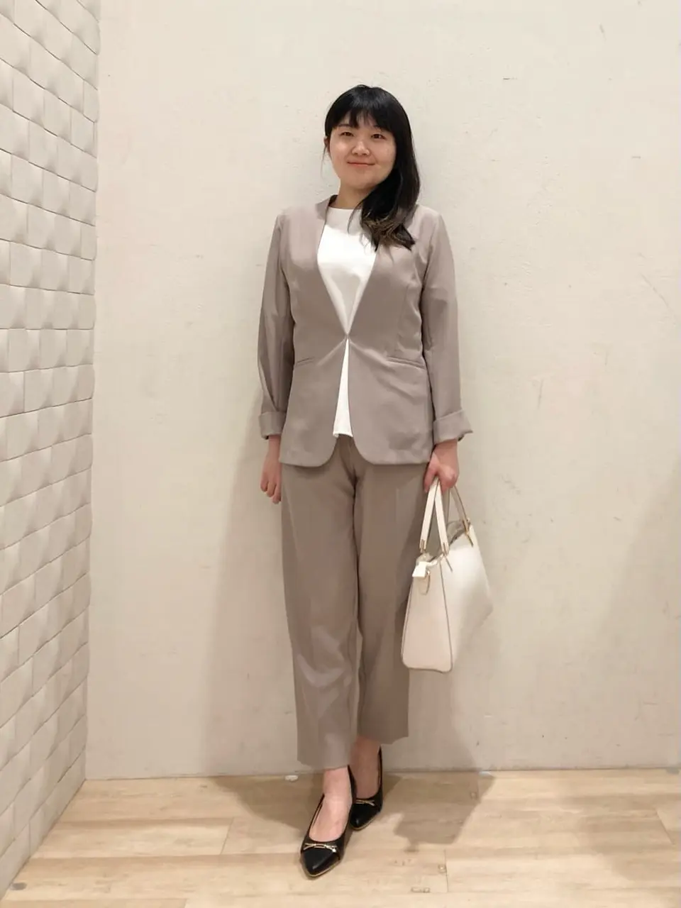 ANY SIS 川根　彩 コーディネート画像