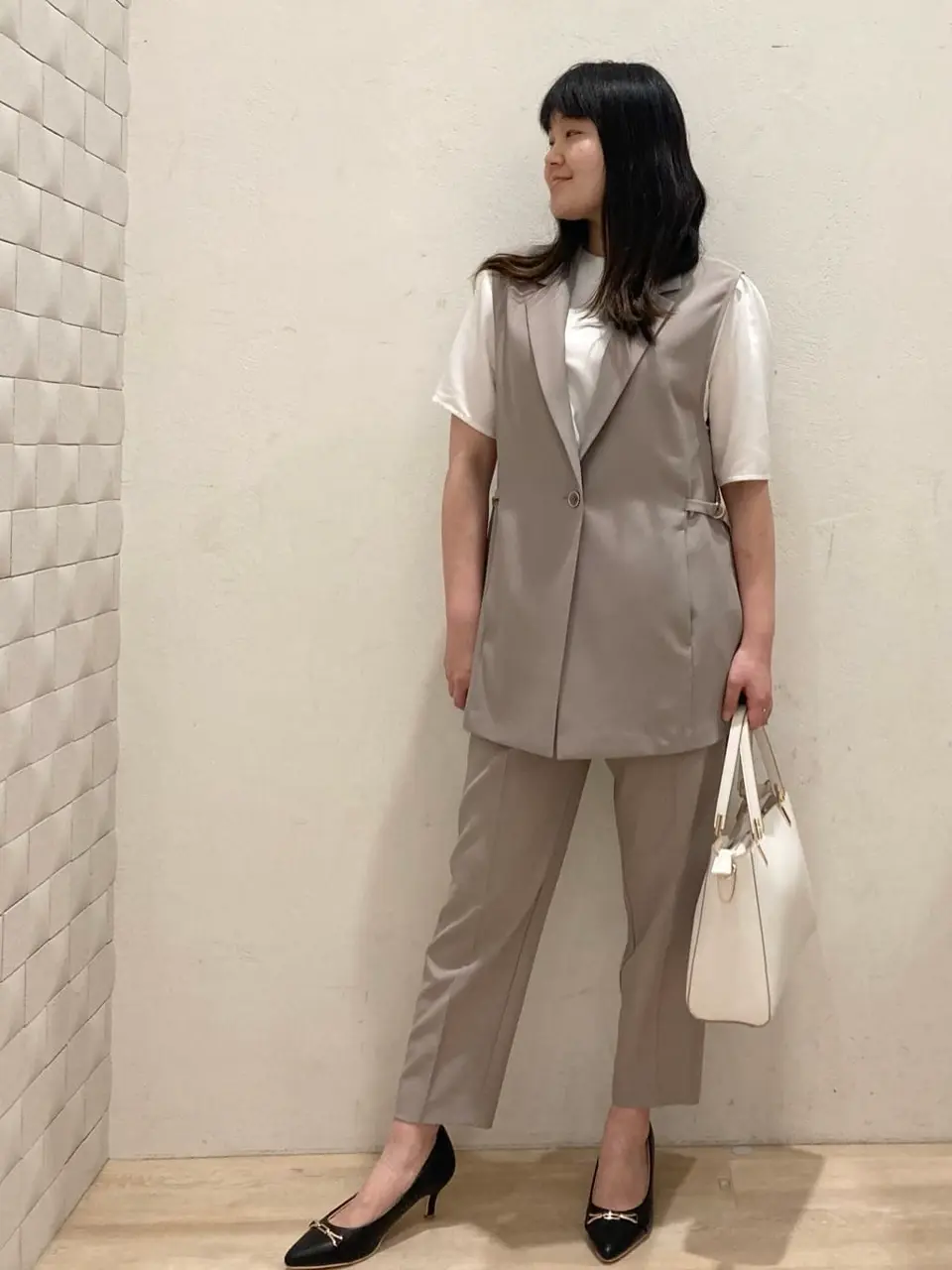 ANY SIS 川根　彩 コーディネート画像