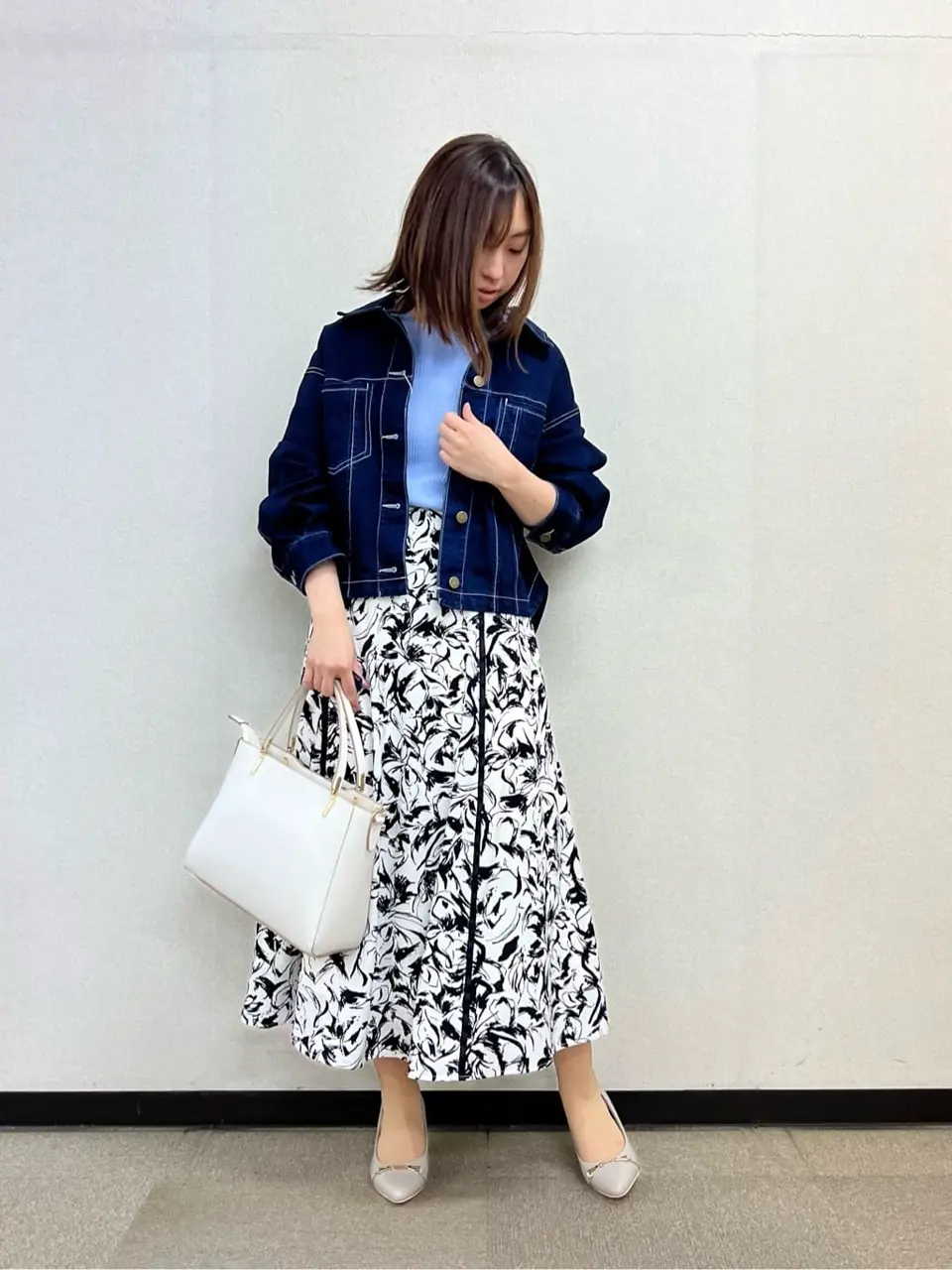 ANY SIS 村上 コーディネート画像