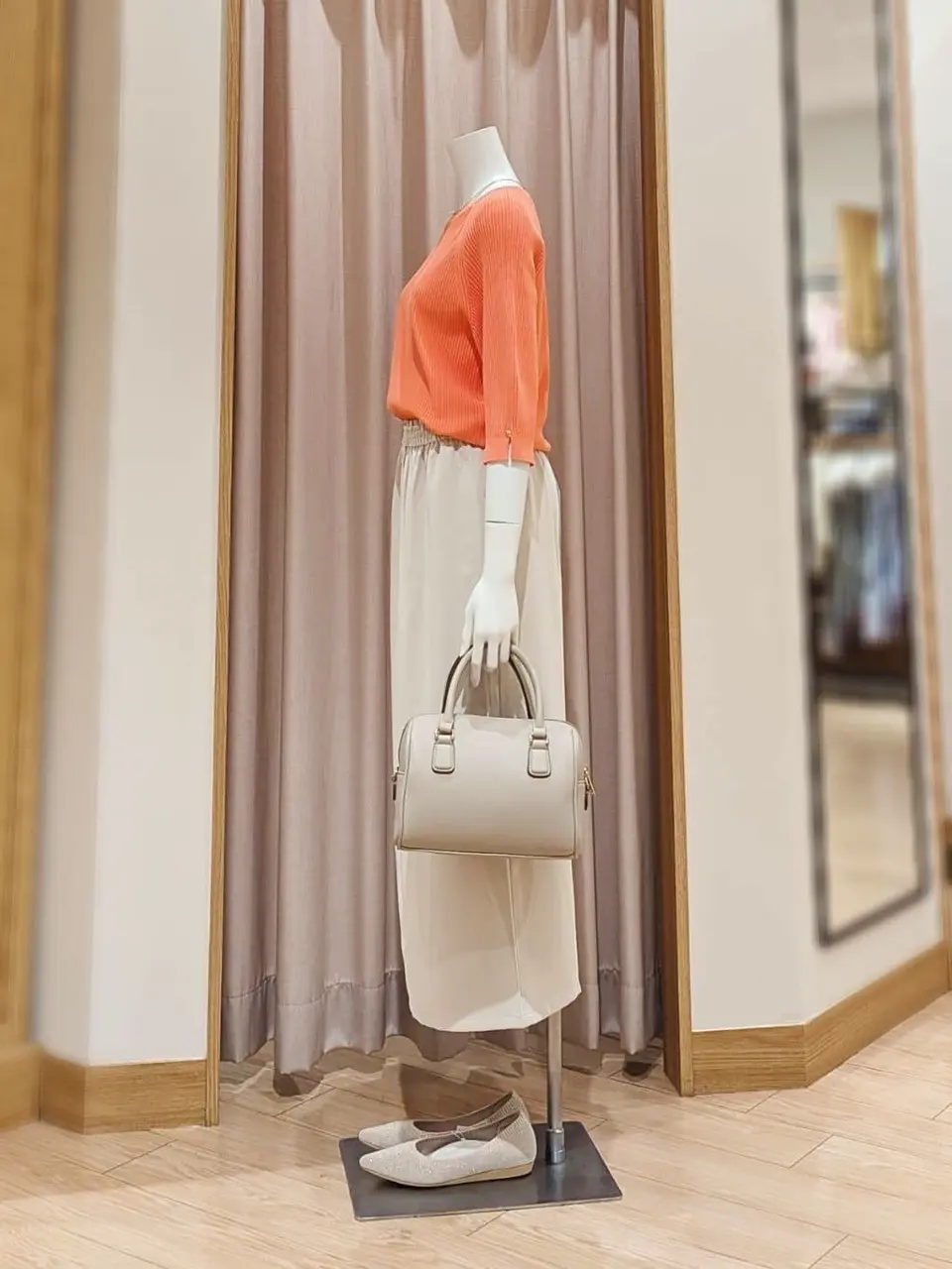 ANY SIS 岩田 コーディネート画像