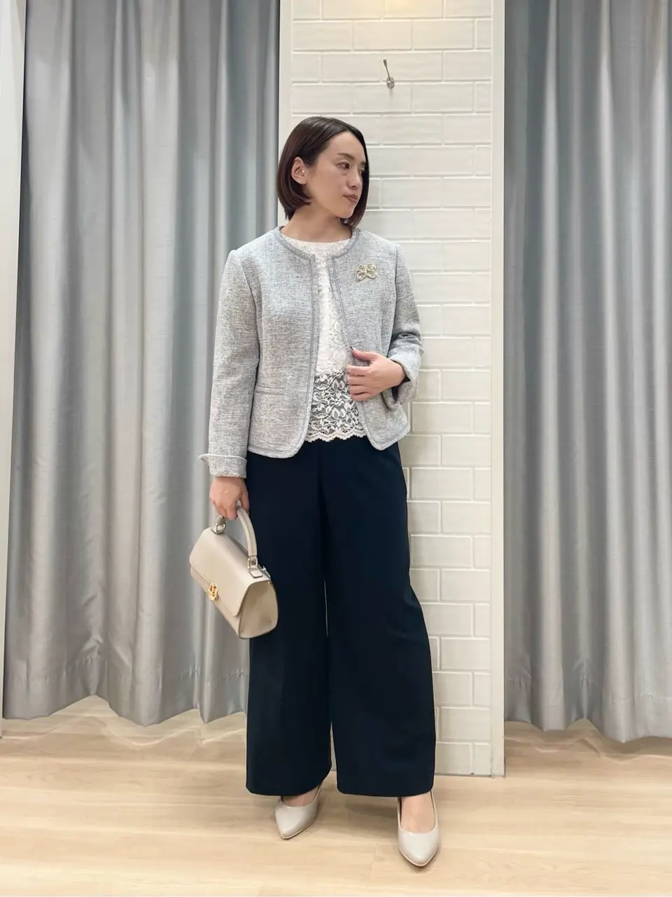 ANY SIS 丸岡 コーディネート画像