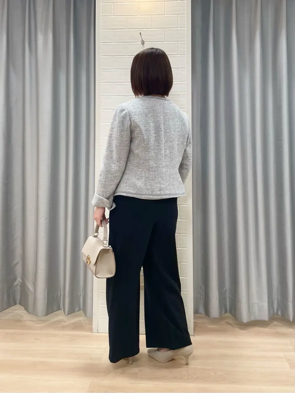 ANY SIS 丸岡 コーディネート画像